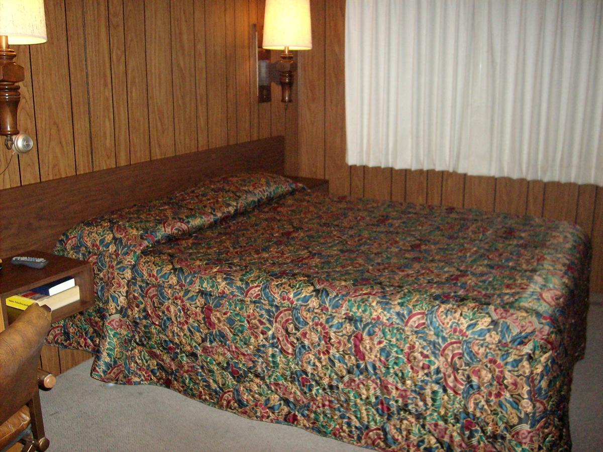 The Village Inn Motel & Restaurant Challis Екстериор снимка