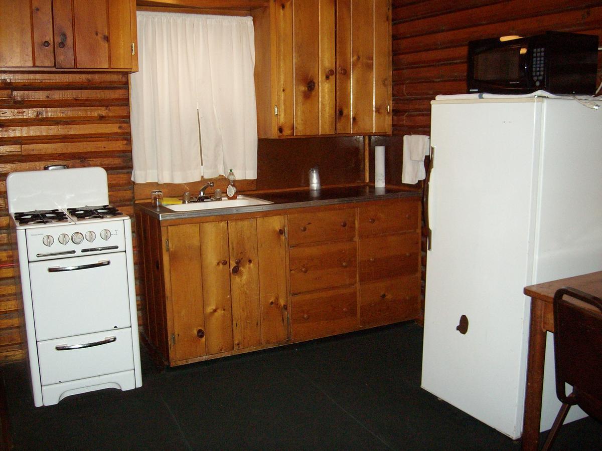 The Village Inn Motel & Restaurant Challis Екстериор снимка